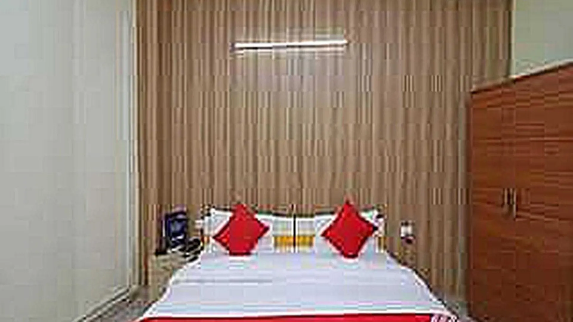 Hotel O Sukhsagar Gurgaon