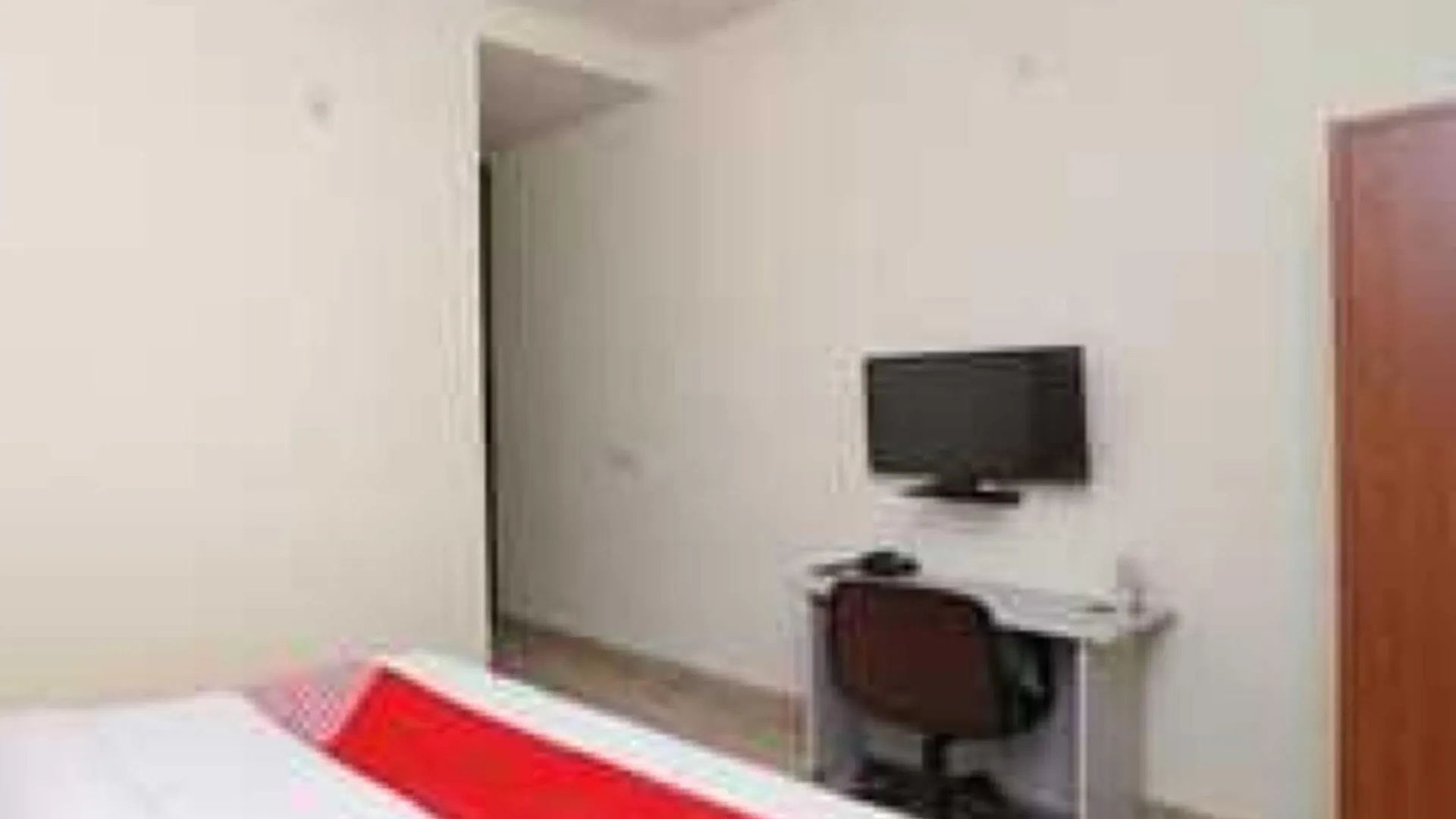 Hotel O Sukhsagar Gurgaon